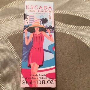 Escada Miami blossom